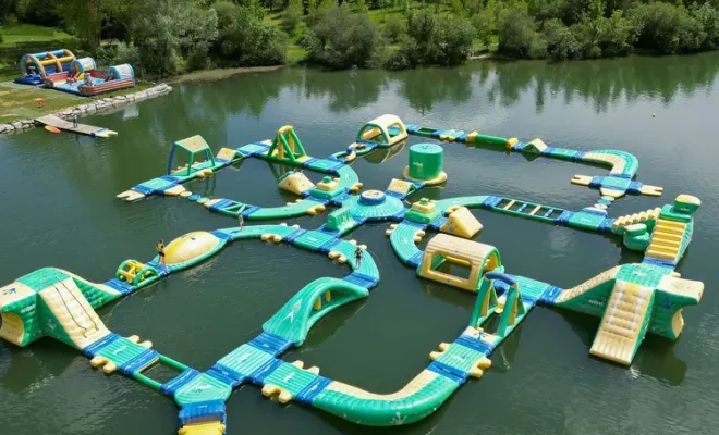 Activités aquatiques avec Snack près de Castanet-Tolosan, Toulouse, Aquaparc Toulouse