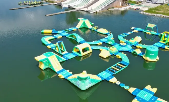 Activités aquatiques avec Snack près de Castanet-Tolosan, Toulouse, Aquaparc Toulouse